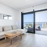 Cozy Apartment In Benidorm With House Sea View